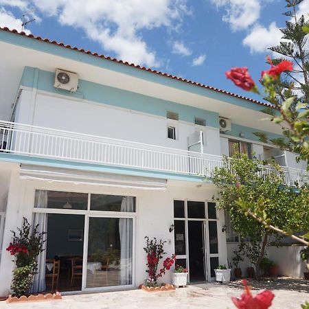 Tolon Beach Hotel Екстер'єр фото