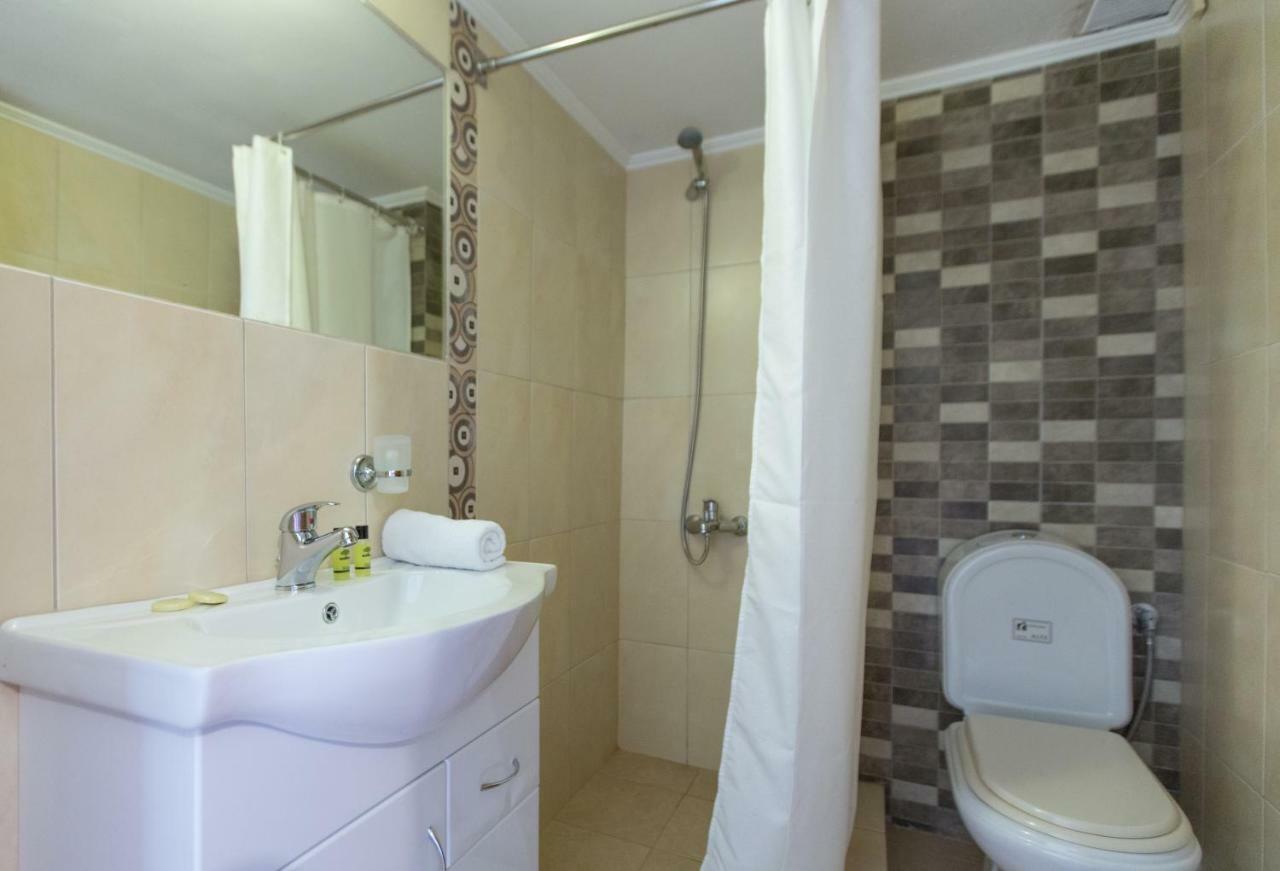 Tolon Beach Hotel Екстер'єр фото