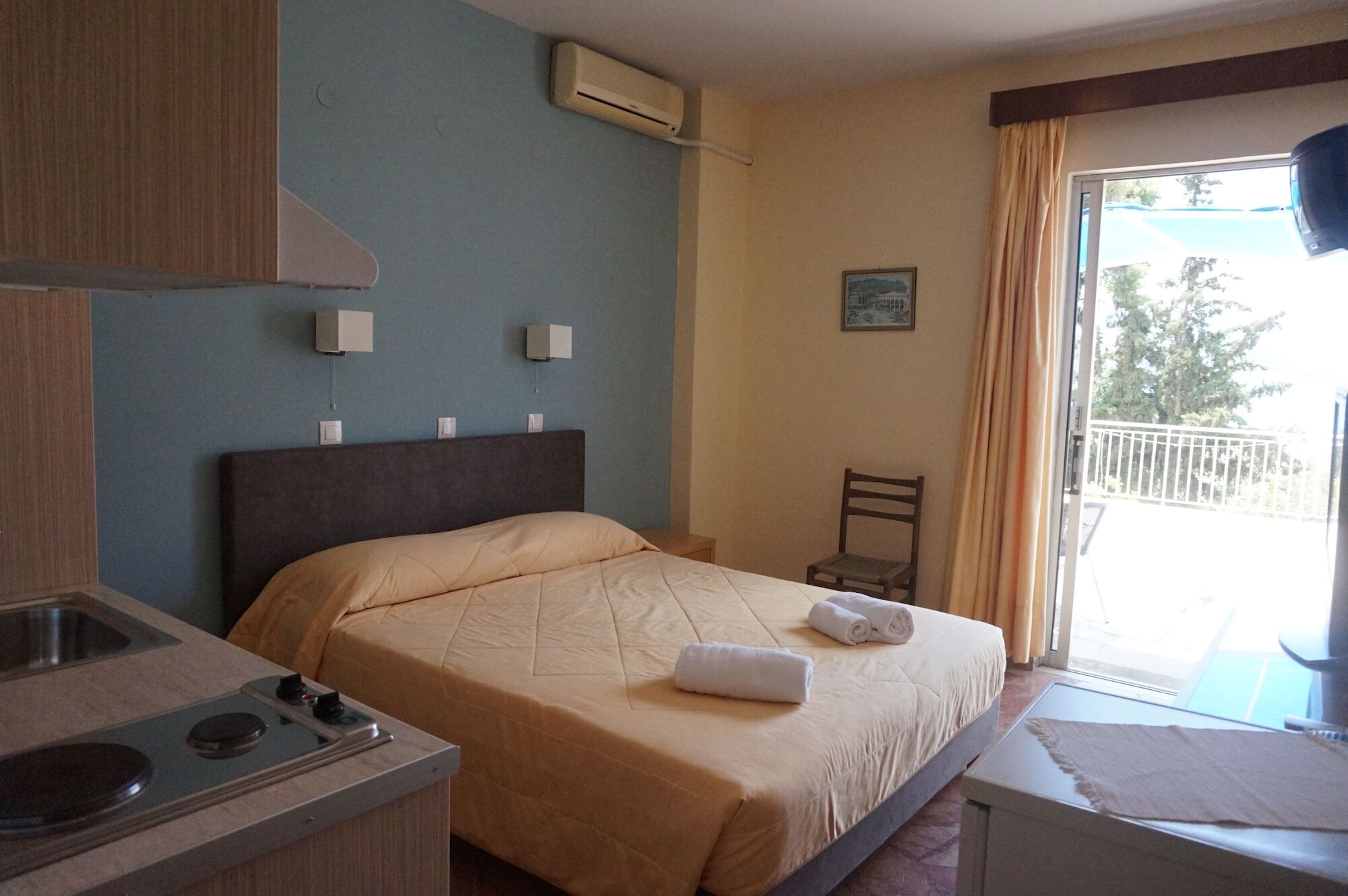 Tolon Beach Hotel Екстер'єр фото